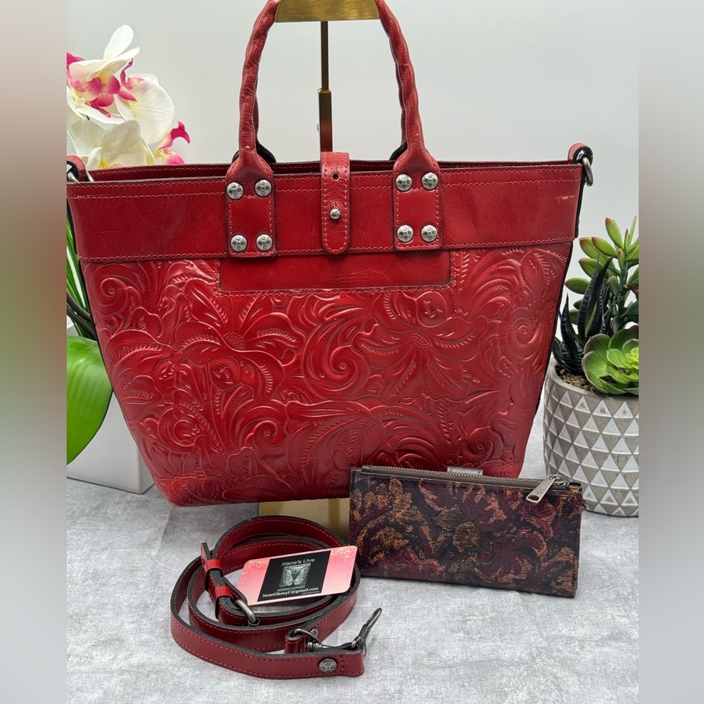 PATRICIA NASH Bundle Analia Tooled RED ORCHE Tote and Valentia Floral Wallet